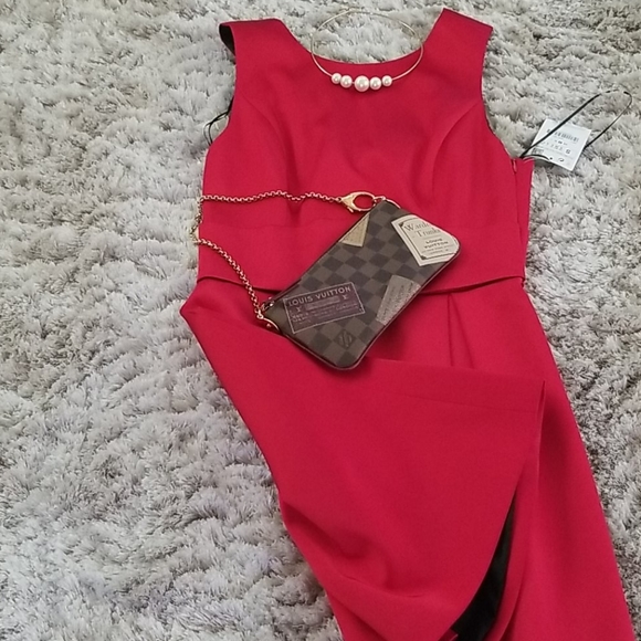 ZARA NEW WOMAN SIZE SMALL RED SATIN MIDI DRESS - Picture 2 of 4